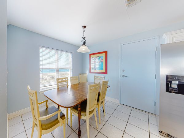 On Beach Vacation Home Five Bedroom in Orange Beach
