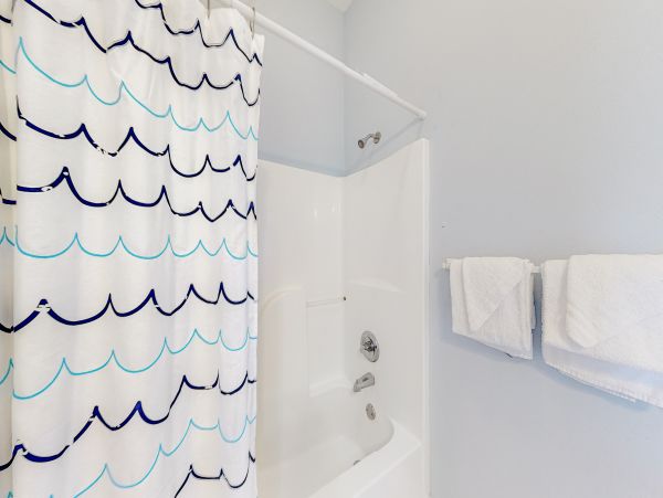 On Beach Vacation Home Five Bedroom in Orange Beach