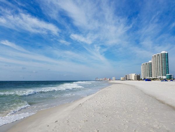 On Beach Vacation Home Five Bedroom in Orange Beach