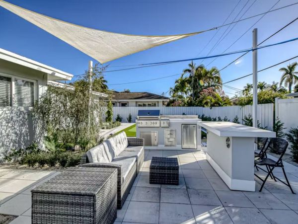 Fort Lauderdale Vacation Home with Private Pool 8 Guests