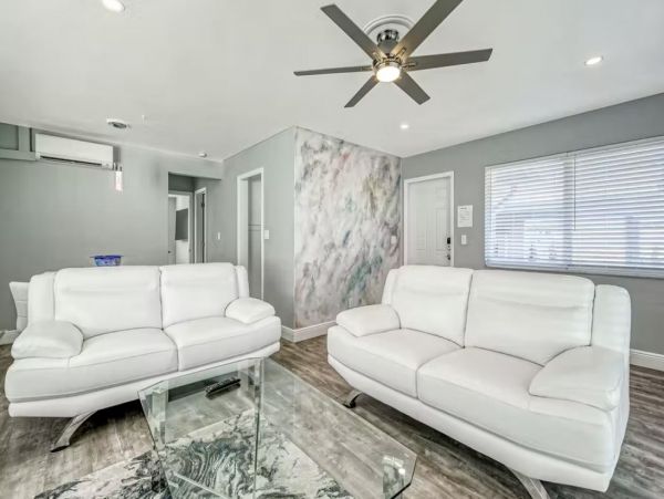 Fort Lauderdale Vacation Home with Private Pool 8 Guests
