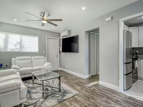 Fort Lauderdale Vacation Home with Private Pool 8 Guests