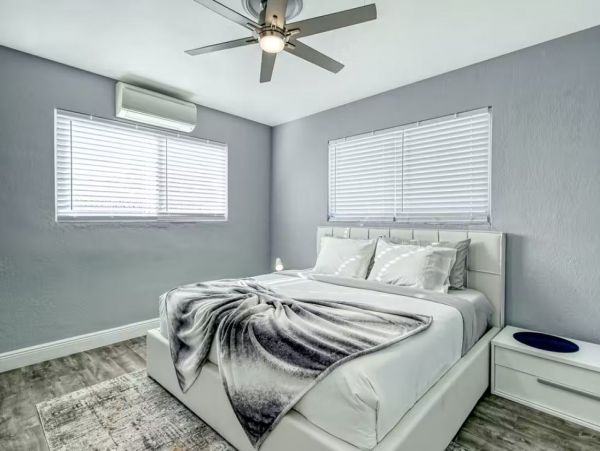 Fort Lauderdale Vacation Home with Private Pool 8 Guests