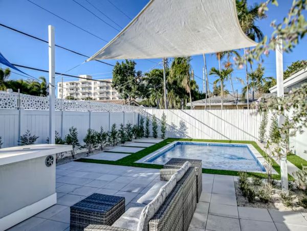 Fort Lauderdale Vacation Home with Private Pool 8 Guests
