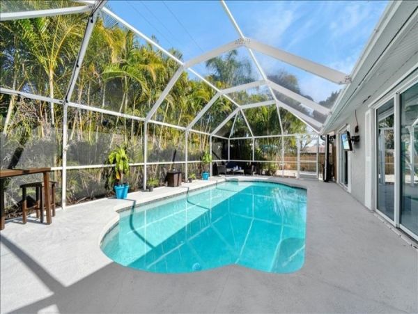 Venice Vacation Pool Home Three Bedroom