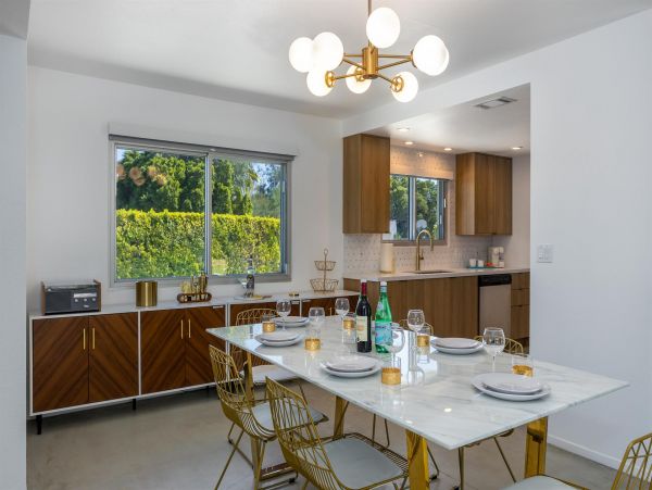 Palm Springs Home 1012557