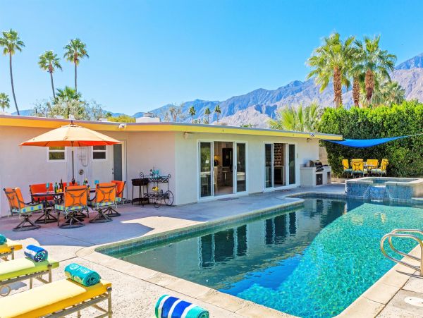 Palm Springs Home 1012562