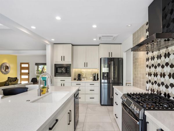 Palm Springs Home 1012562
