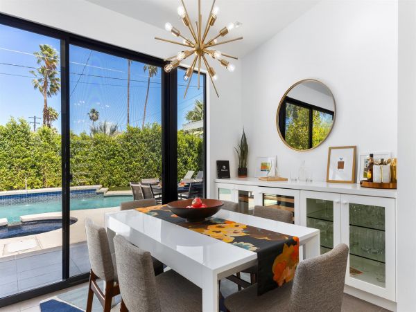 Palm Springs Home 1012563