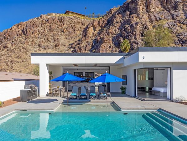 Palm Springs Home 1012575