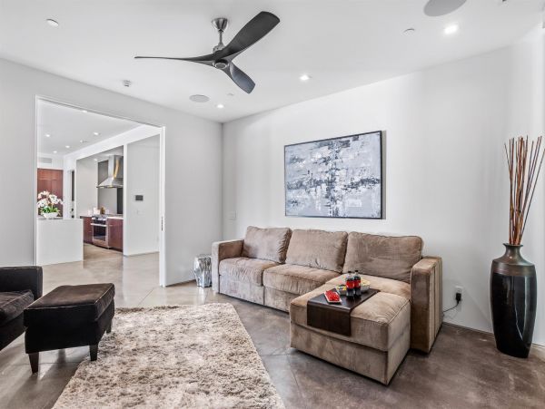 Palm Springs Home 1012575