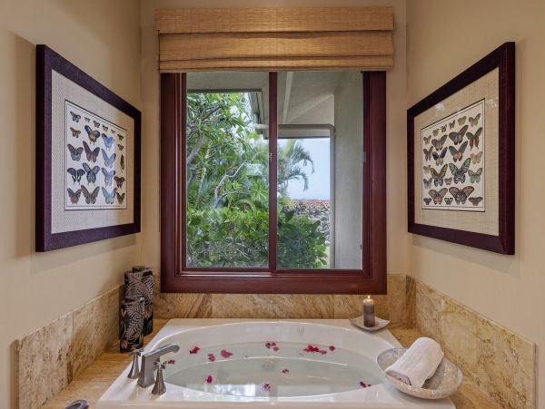Four Bedroom Home with Views Sleeps 12