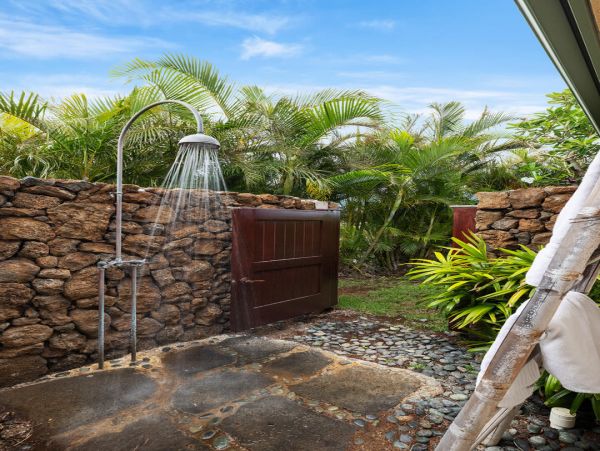 Four Bedroom Home with Views Sleeps 12