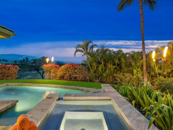 Four Bedroom Home with Views Sleeps 12