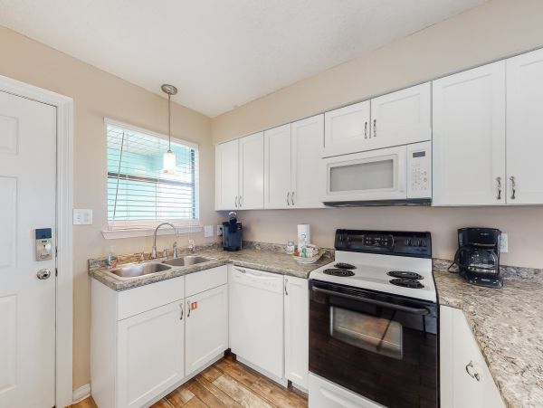 Alabama Beach Areas Home 1012579
