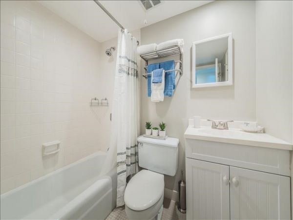 Indian Shores Ai Condo 1012708