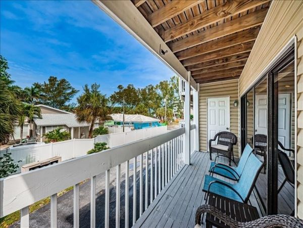 Indian Shores Ai Condo 1012709