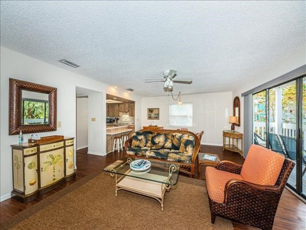 Indian Shores Ai Condo 1012709