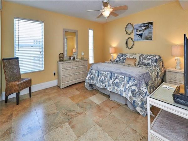Indian Shores Ai Condo 1012714