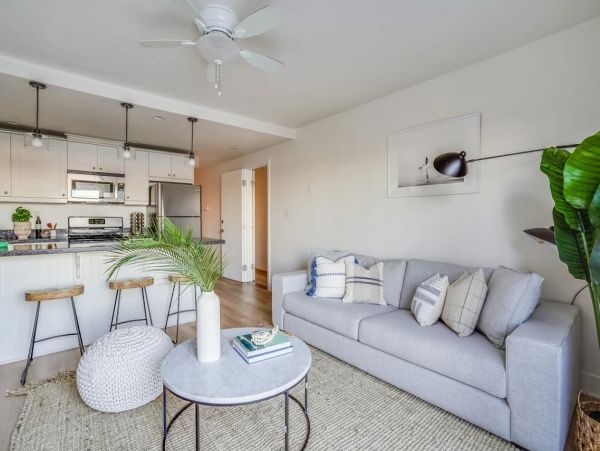 Beachfront Condo with Great Sunset Views in Mission Beach