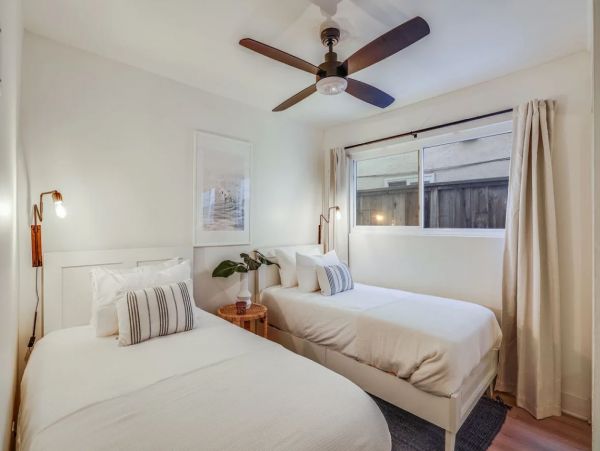 Beachfront Condo with Great Sunset Views in Mission Beach