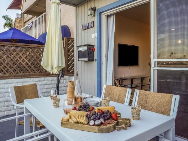 Beachfront Condo with Great Sunset Views in Mission Beach