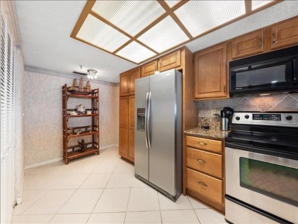 Indian Shores Ai Condo 1012717