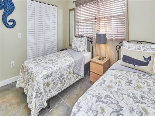 Indian Shores Ai Condo 1012720