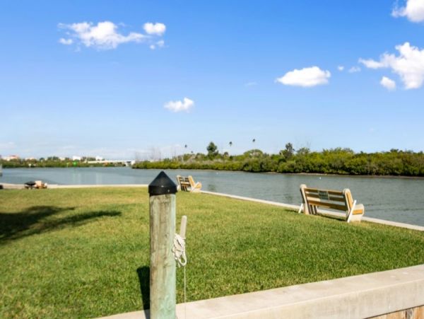 Indian Shores Ai Condo 1012739