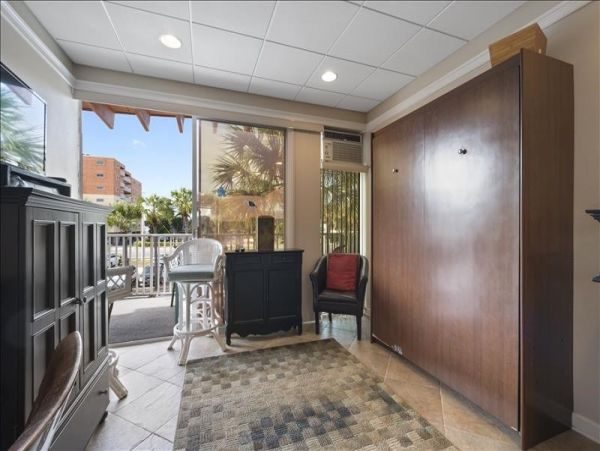 Indian Shores Ai Condo 1012739