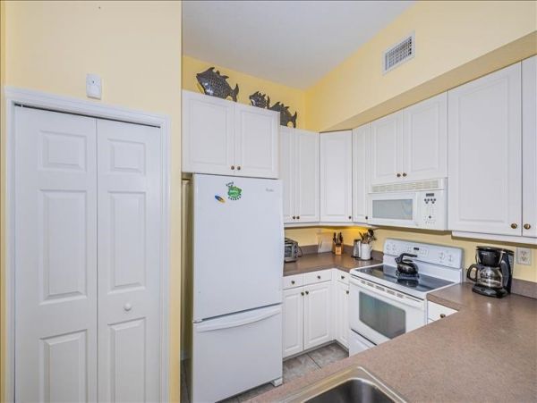 Indian Shores Ai Condo 1012740