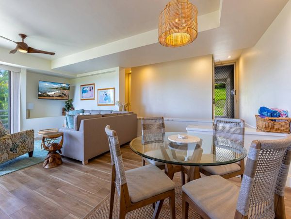 Wailea 2 Bedroom Condo Sleeps 6 Guests Communal Pool & Spa