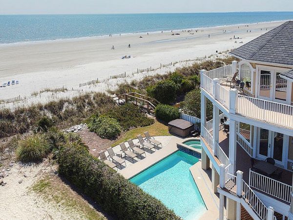 Seven Bedroom Luxury Vacation Home in Hilton Head