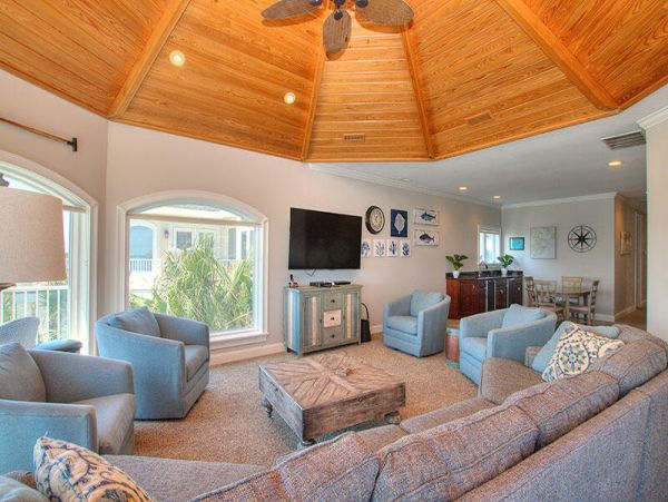 Seven Bedroom Luxury Vacation Home in Hilton Head
