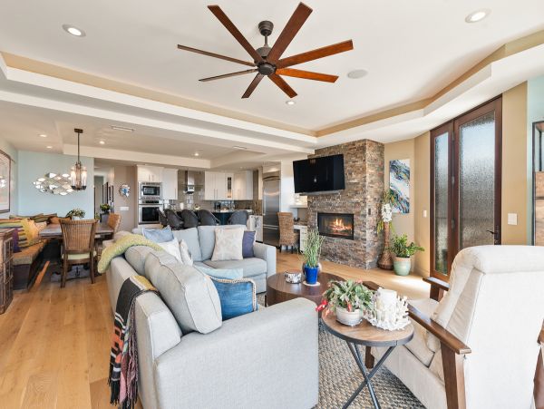 San Diego Beach Communities North Home 1012765