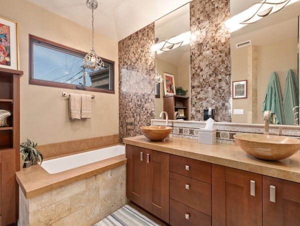 San Diego Beach Communities North Home 1012765