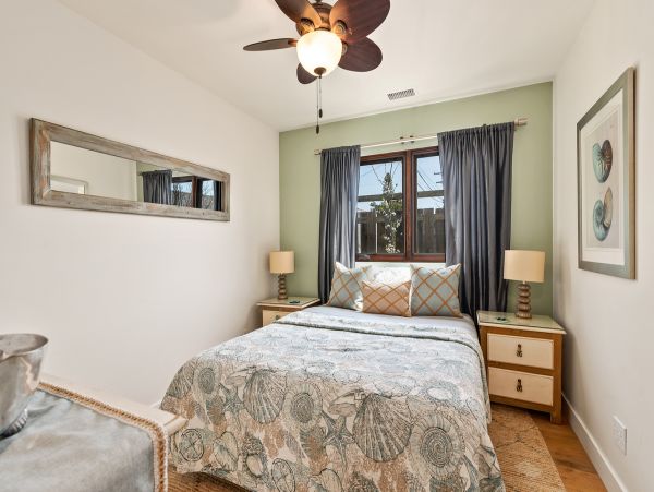 San Diego Beach Communities North Home 1012765