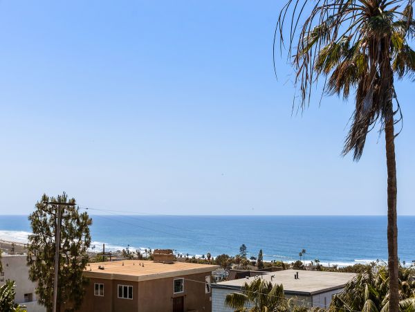 San Diego Beach Communities North Home 1012765