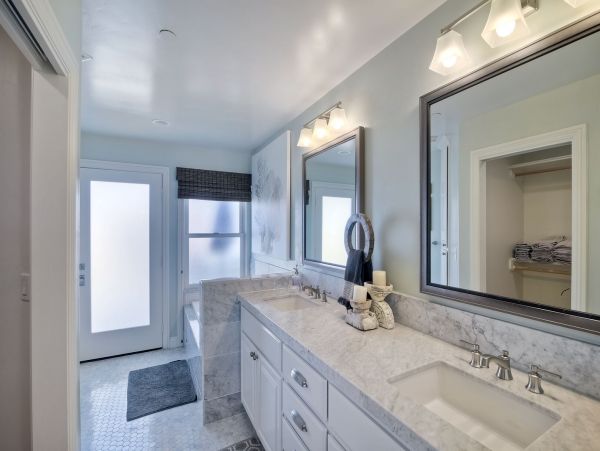 Beach Vacation Home in Carlsbad Sleeps 7 Guests Ocean Views
