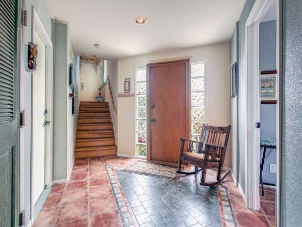 San Diego Beach Communities North Home 1012769