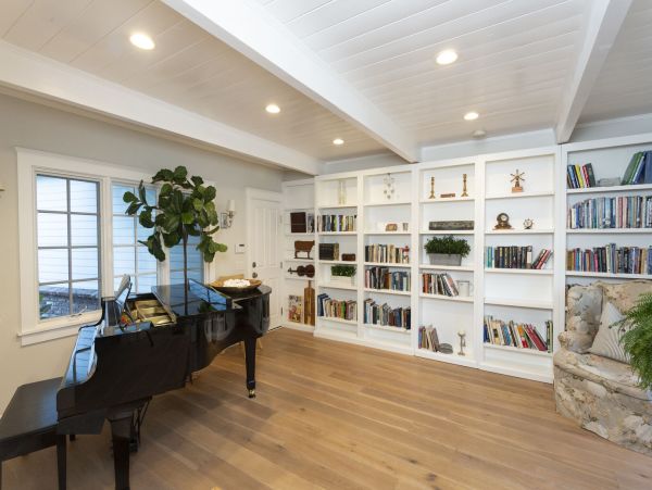 San Diego Beach Communities North Home 1012770