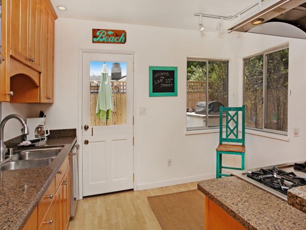 San Diego Beach Communities North Home 1012771