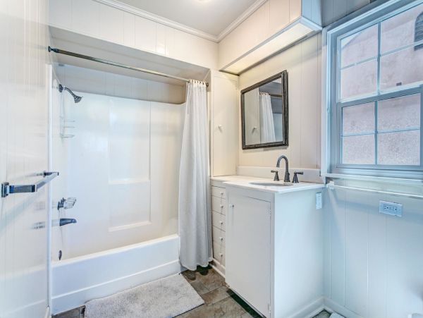 San Diego Beach Communities North Home 1012772
