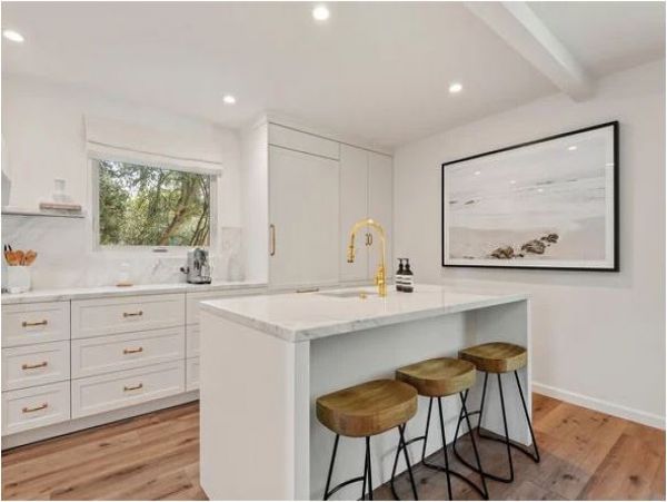 Modern Montecito Vacation Home Four Bedroom