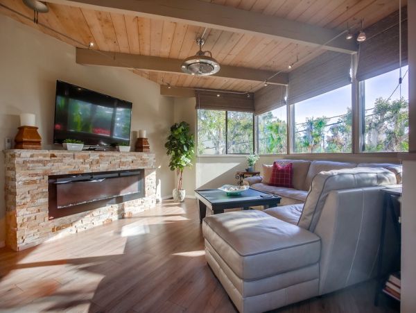 San Diego Beach Communities North Home 1012776