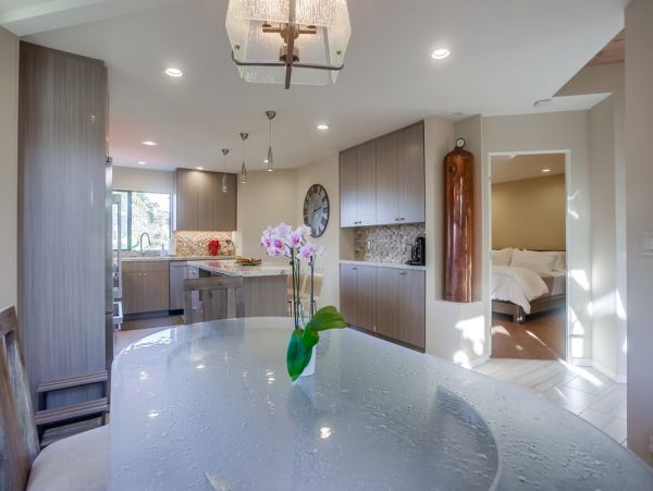 San Diego Beach Communities North Home 1012776