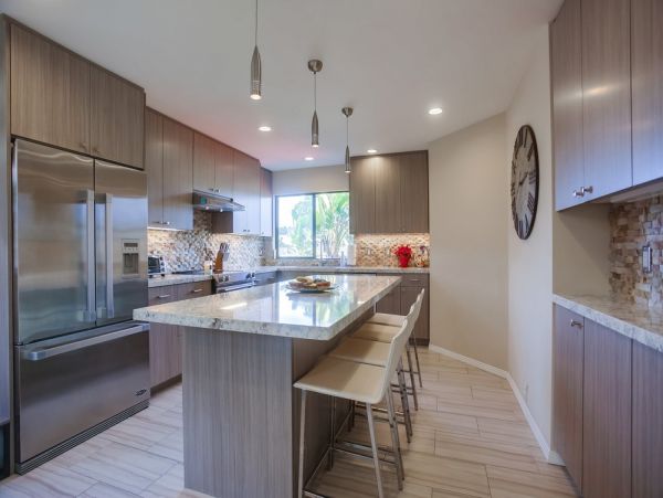 San Diego Beach Communities North Home 1012776