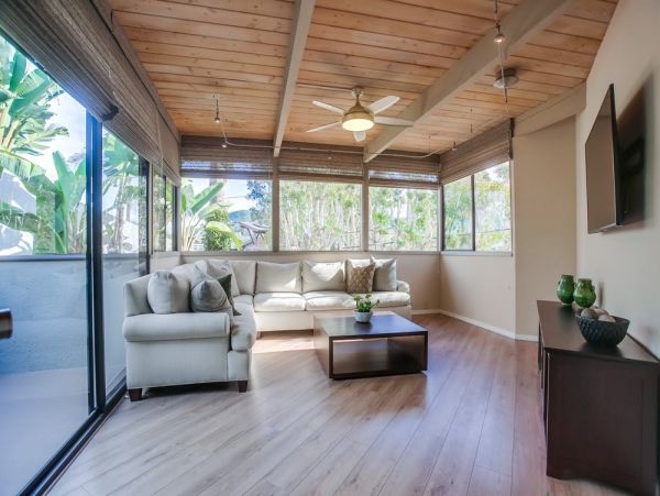 San Diego Beach Communities North Home 1012778