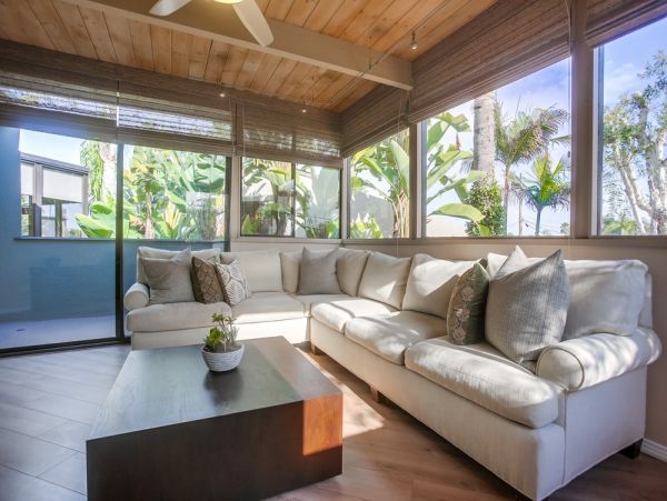 San Diego Beach Communities North Home 1012778