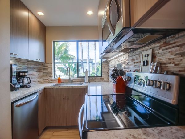 San Diego Beach Communities North Home 1012778